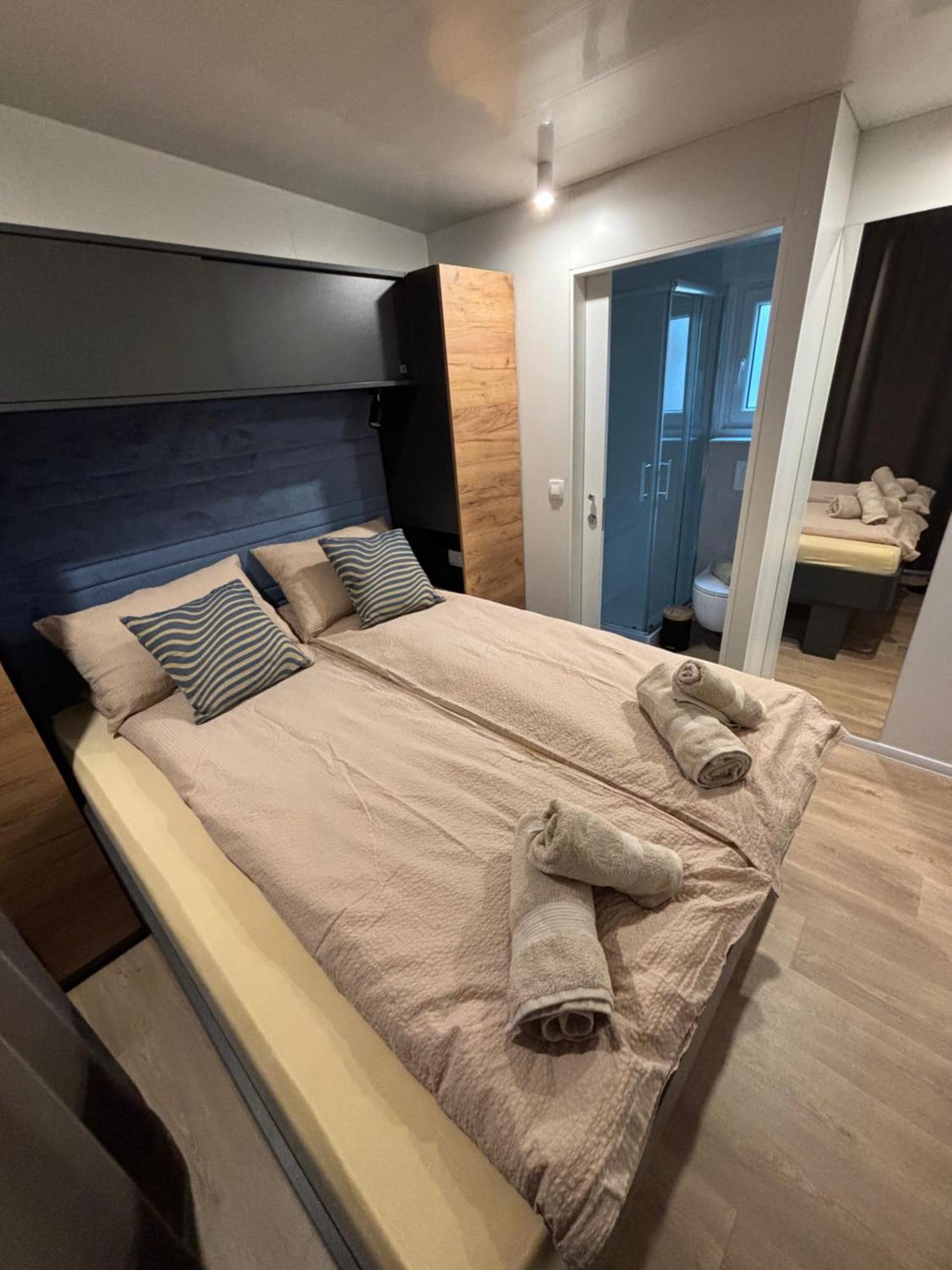 Mobile Home Luna Селце Екстер'єр фото