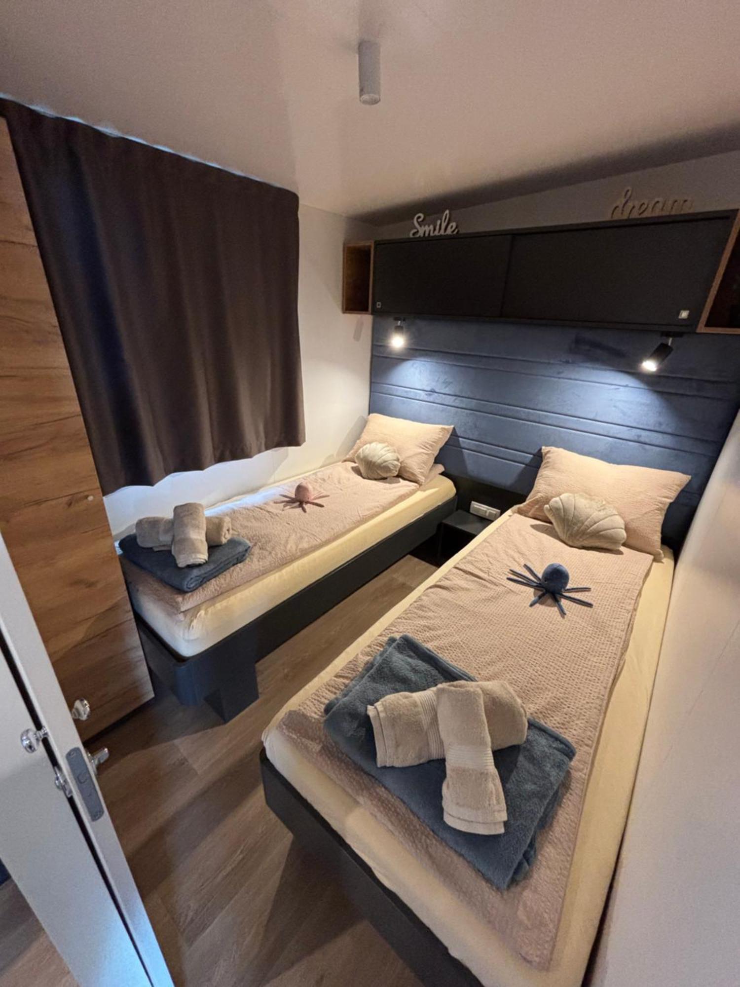 Mobile Home Luna Селце Екстер'єр фото